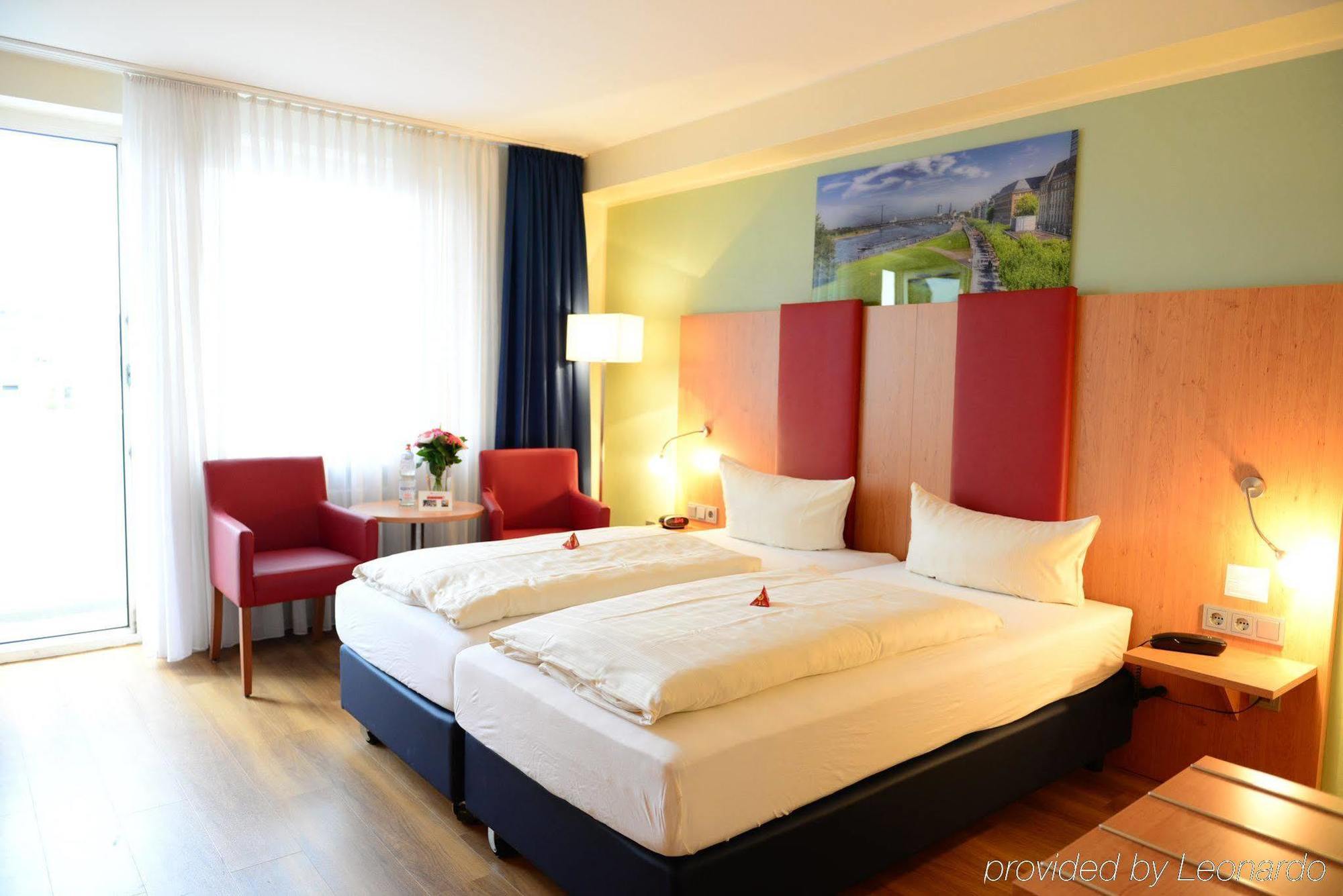 Hotel National Duesseldorf Экстерьер фото